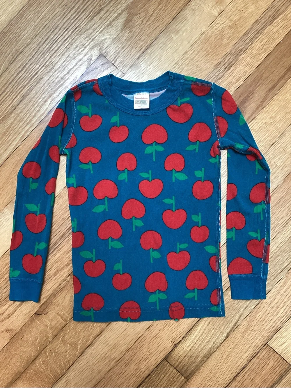 Hanna Andersson apple print long john pajama set size 5